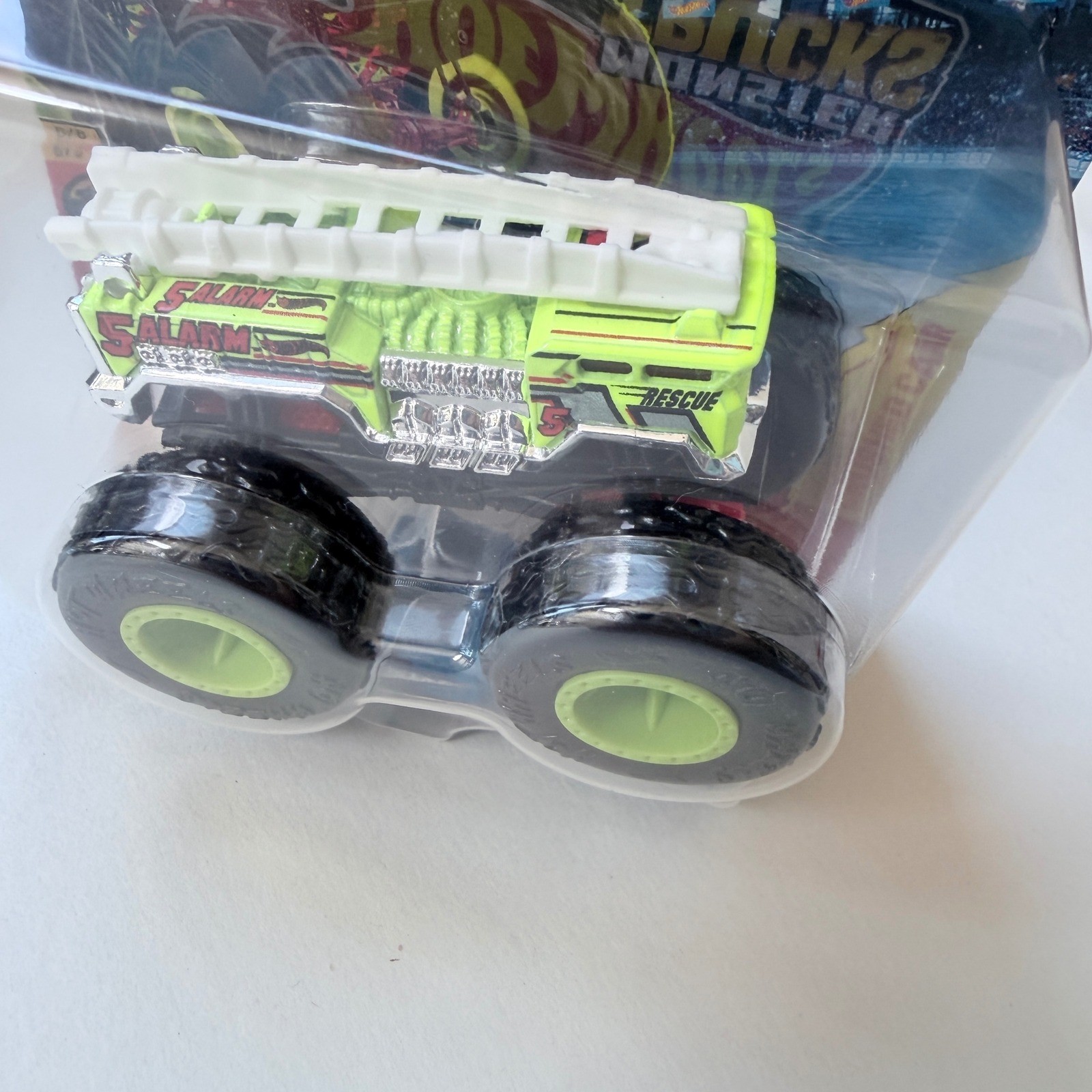 Hot Wheels Monster Trucks HW 5 Alarm Fire Rescue Green 1:64 Die-Cast FYJ44 2024