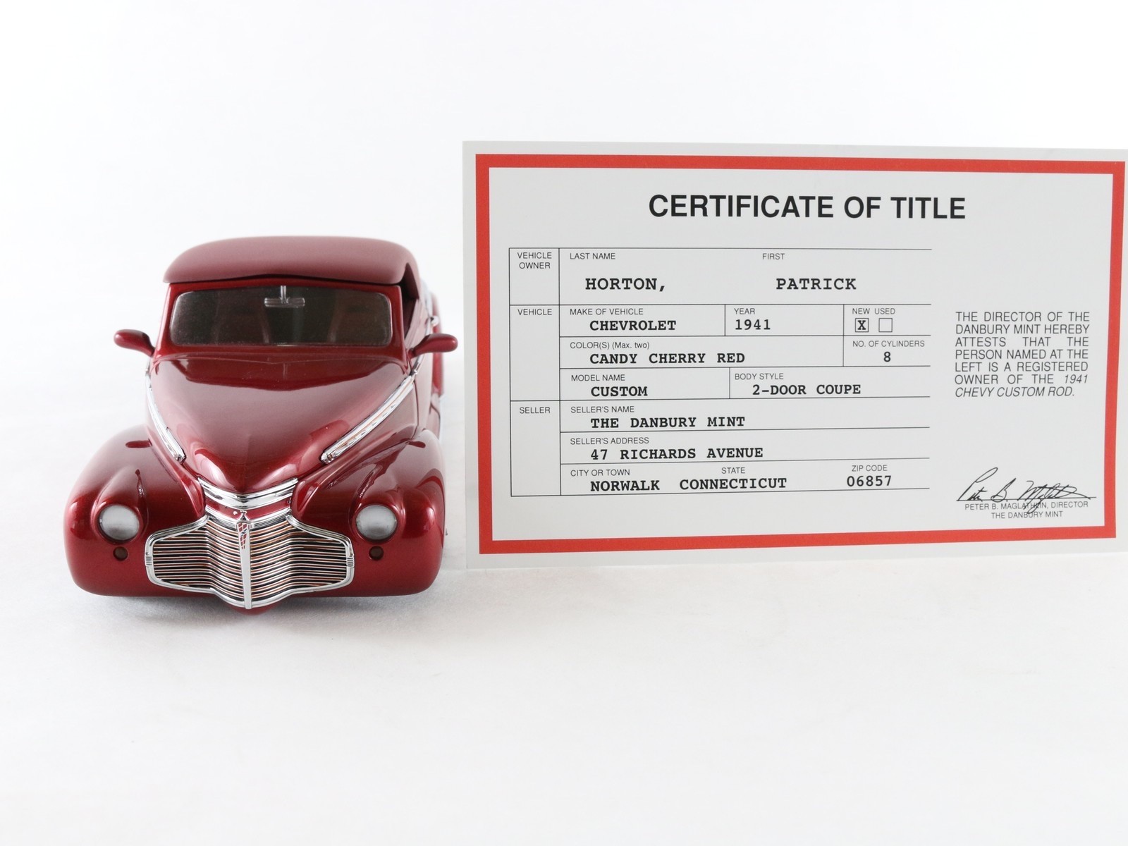 1941 Chevrolet Custom Rod Cherry Red Convertible Danbury Mint 1:24 Model Car