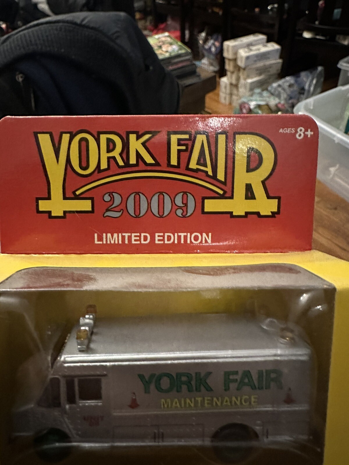 Johhny Lightning Limited Edition 2009 YORK FAIR MAINTENANCE Truck New Mint Boxed