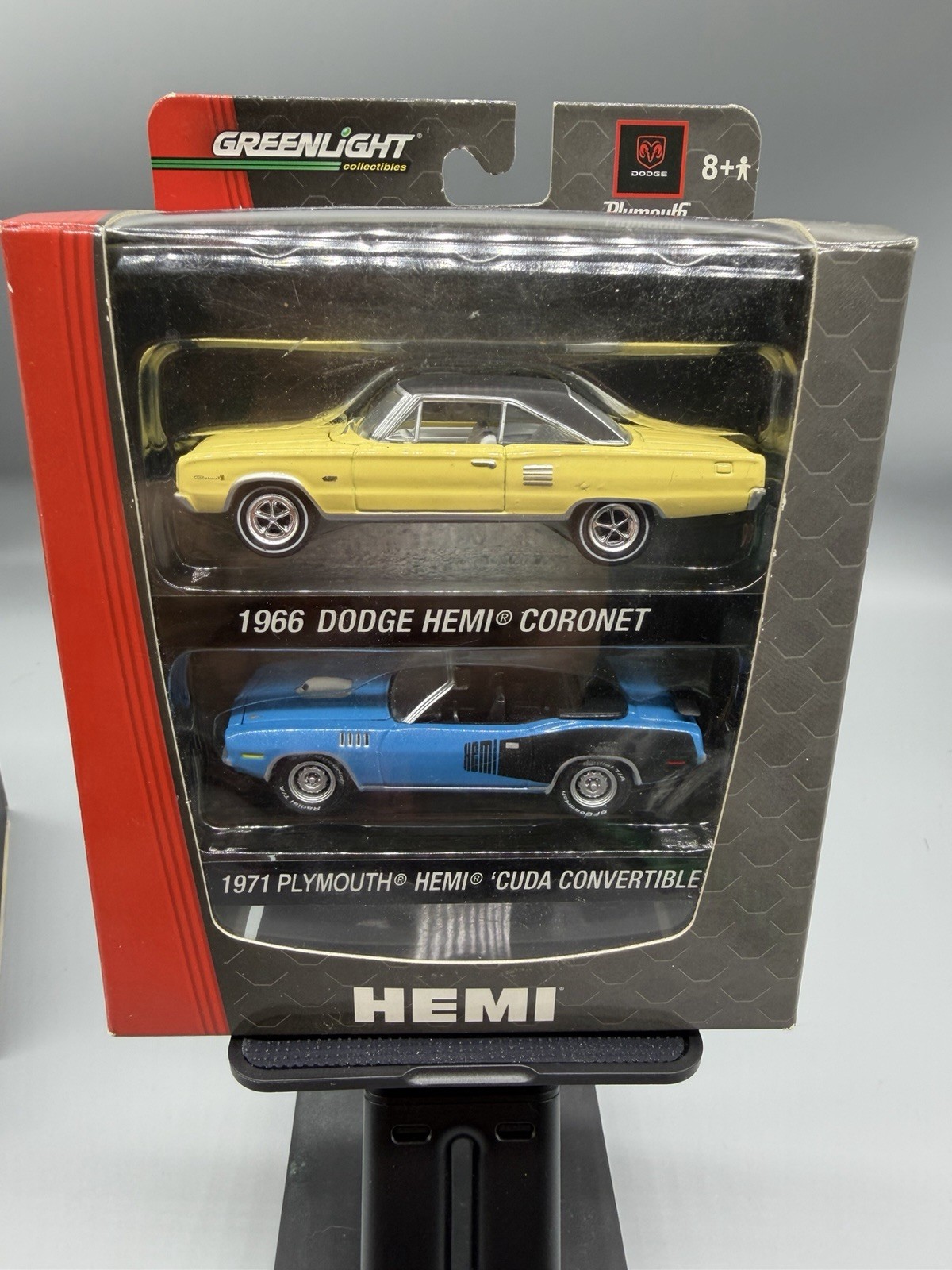 Greenlight Under The Hood Plymouth Cuda W/Uth Keychain+ Other GL Mopar Cars1:64