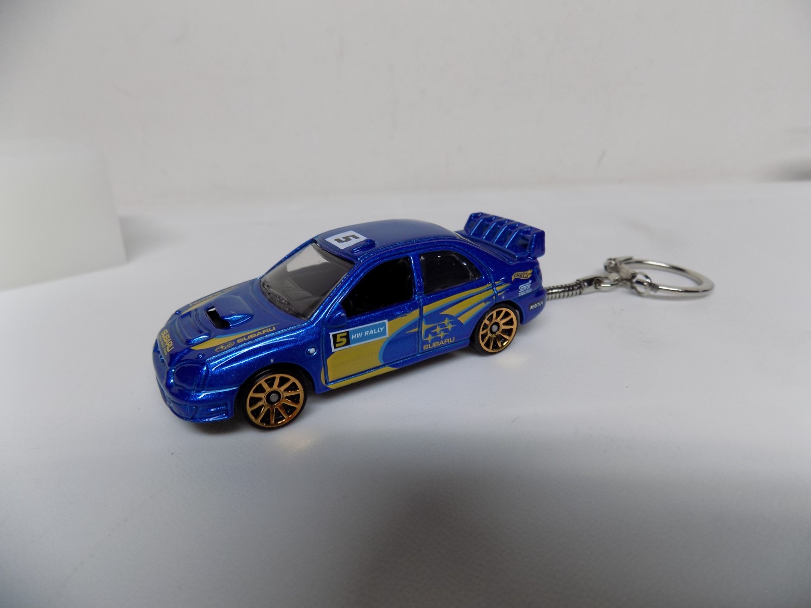 Hot Wheels – 2026 SERIES CAR – SUBARU IMPREZA WRX CUSTOM KEY CHAIN