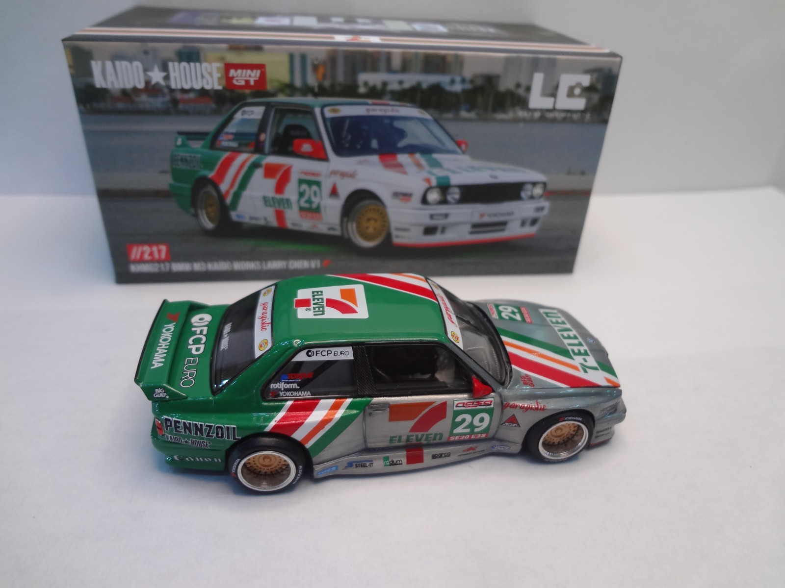 Mini GT Kaido House RAW CHASE BMW M3 Kaido Works Larry Chen V1 – USA Exclusive