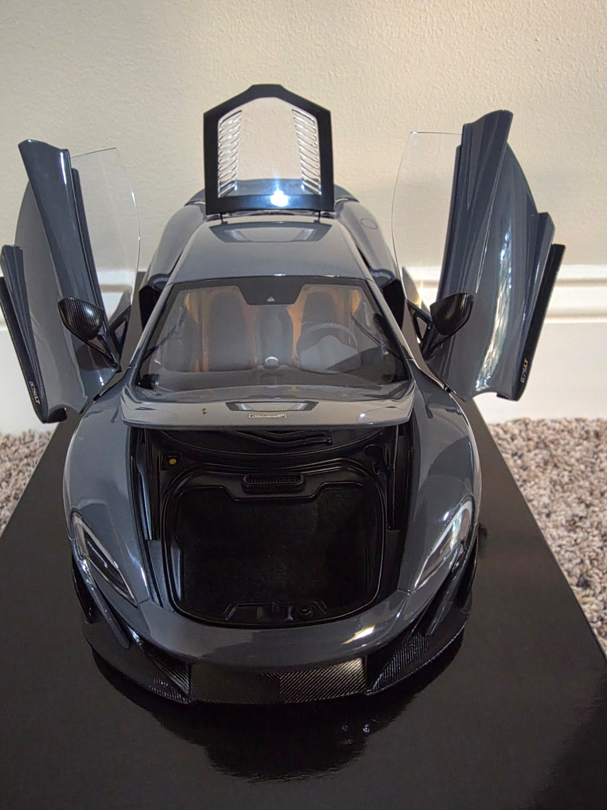 AUTOart 1/18 Mclaren 675LT Chicane GREY 76047