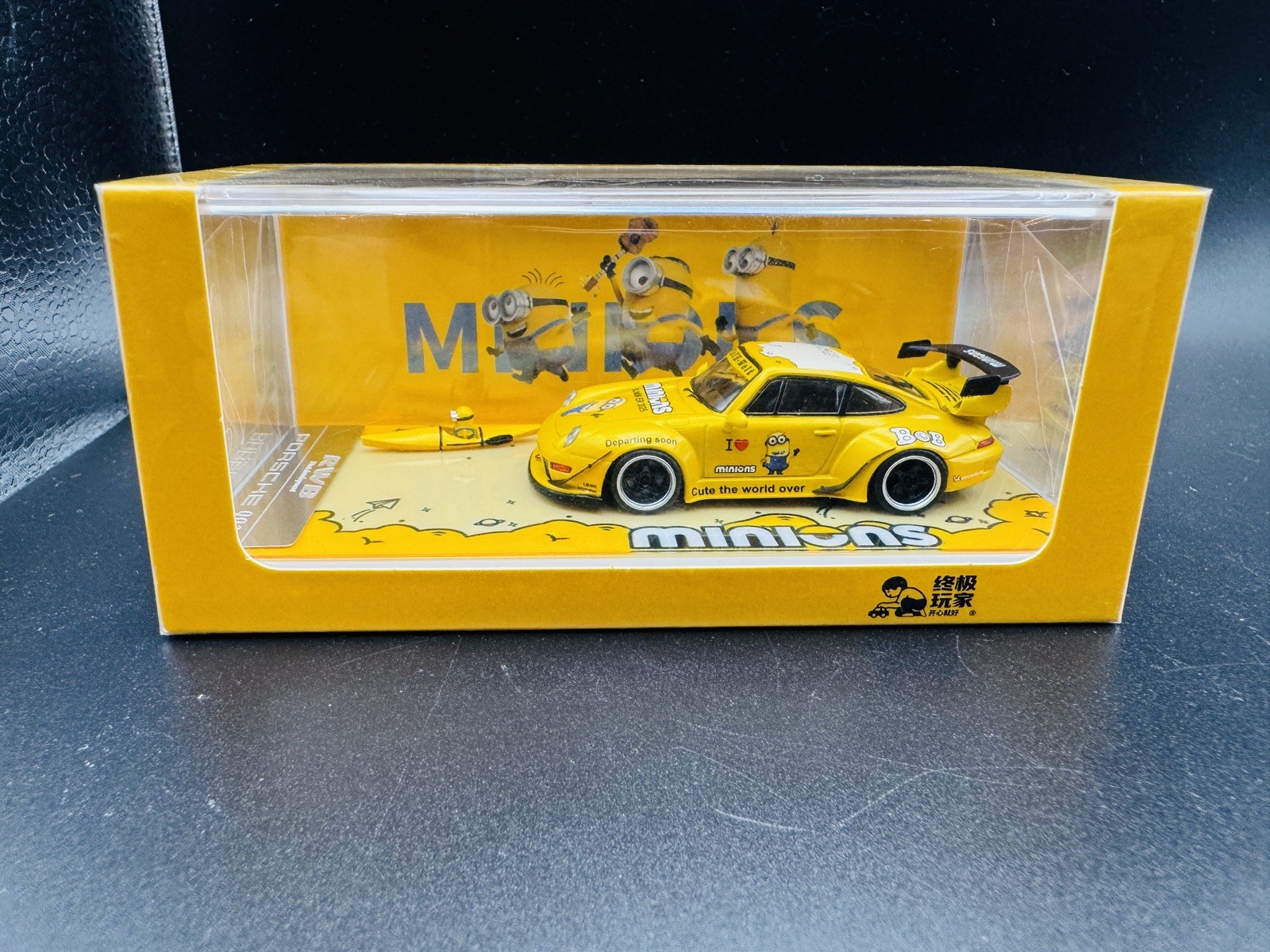 PORSCHE 993 RWB MINIONS LIVERY WITH KAYAK 1:64 ULTIMATE PLAYER EDITION GOLD