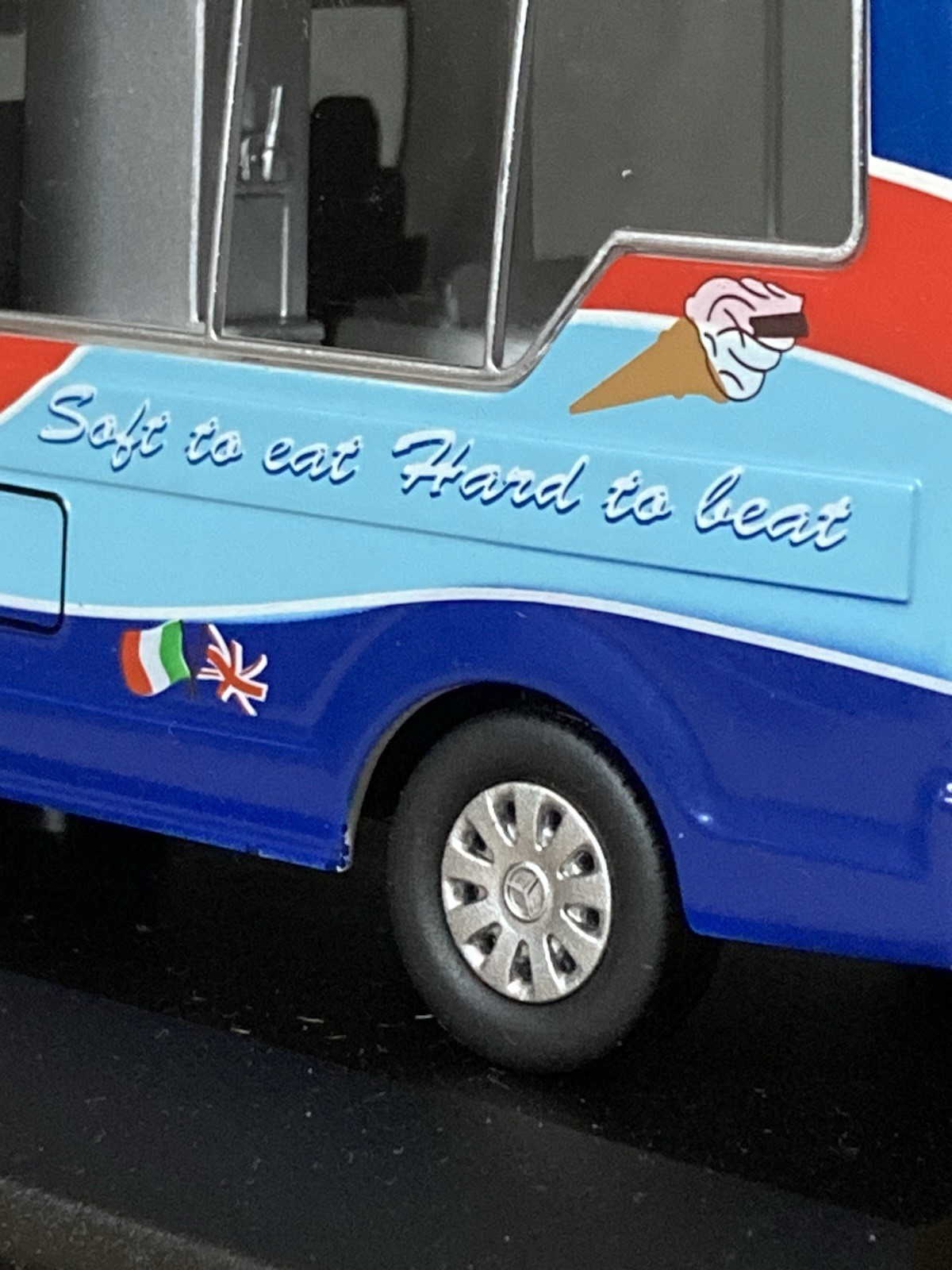 1:43 Dimascio’s Mercedes Sprinter Ice Cream Van. Please read full description.