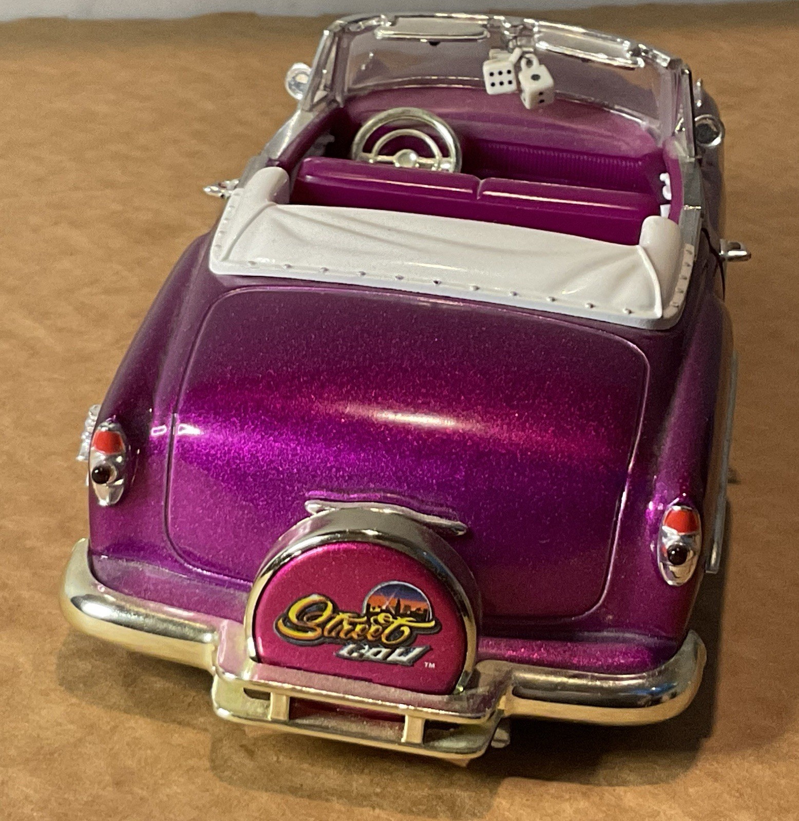 Jada Street Low 1:24 LOWRIDER 1953 Metallic Purple Chevy Bel Air Conv. Die cast