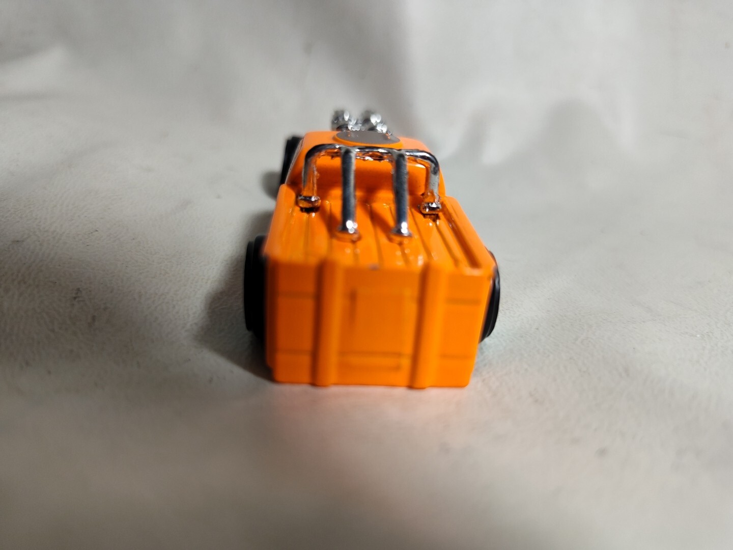 Orange Maisto Leadslinger 1:64 Scale Vehicle