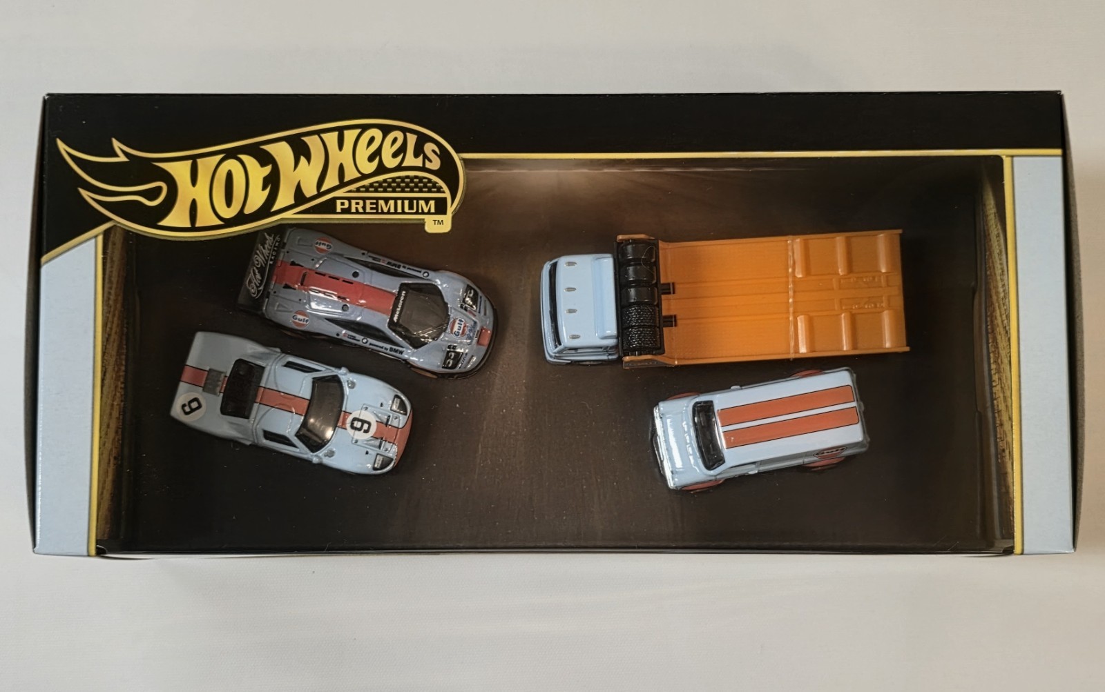 Hot Wheels Premium Collector Diorama Gulf Set McLAREN F1 Supervan Ford GT-40 NEW