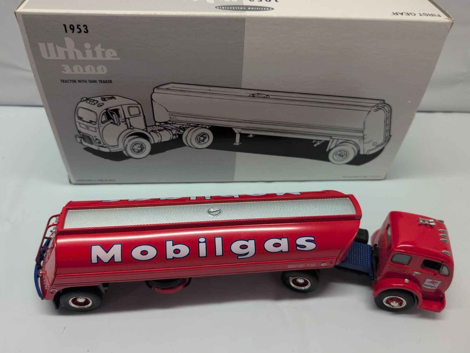 First Gear 1953 White 3000 Tractor with Tank Trailer Semi Mobilgas 19-1977 IOB