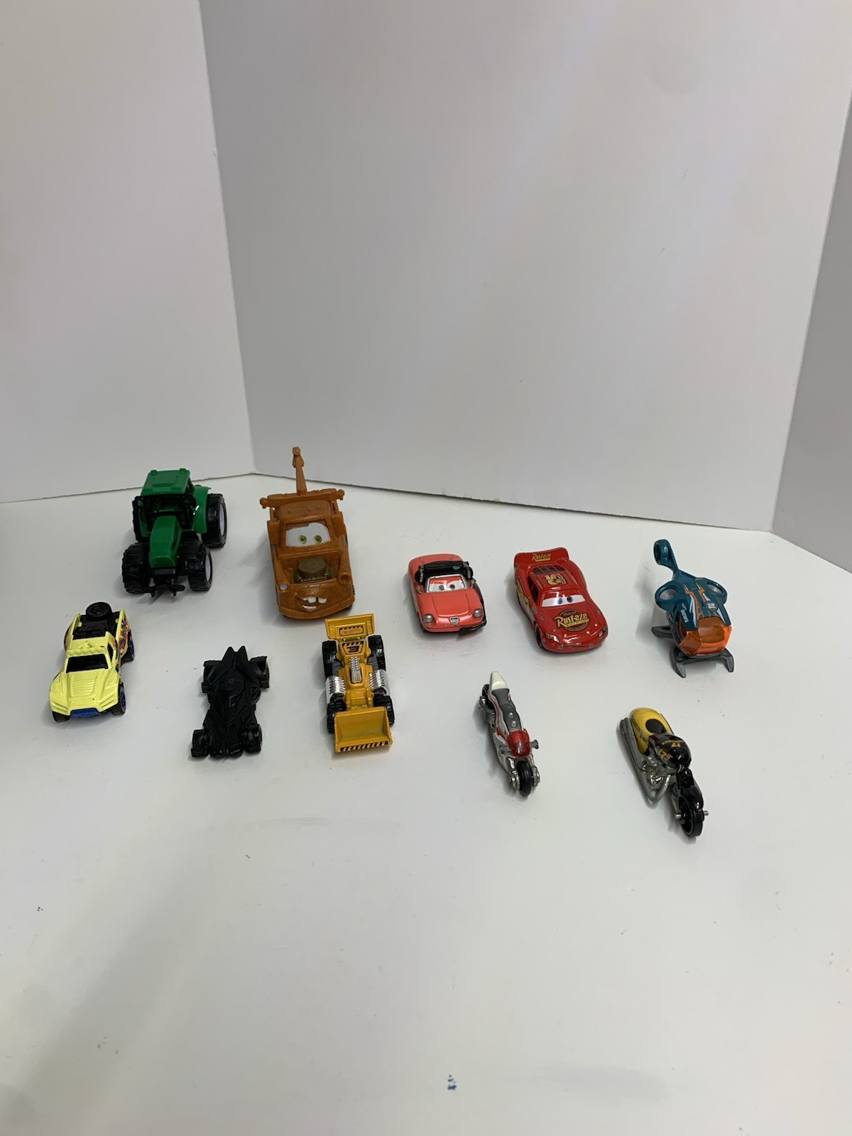 Lot Of 10 Toy Cars Die-cast And Plastic Hot wheels And Other Brands Preowned.