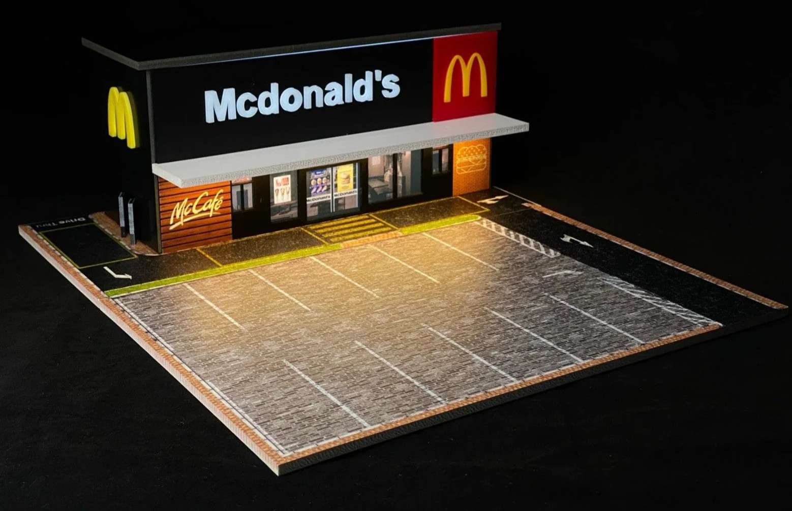G Fans 1/64 Diorama MCDONALDS DRIVE THROUGH #710013