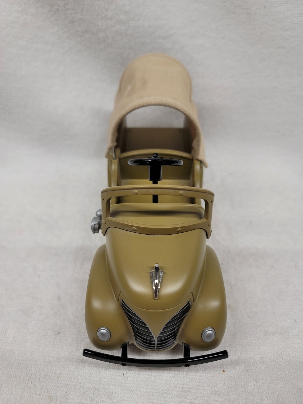 HALLMARK Kiddie Car Classics 1941 Garton Field Ambulance QHG9049 NIB