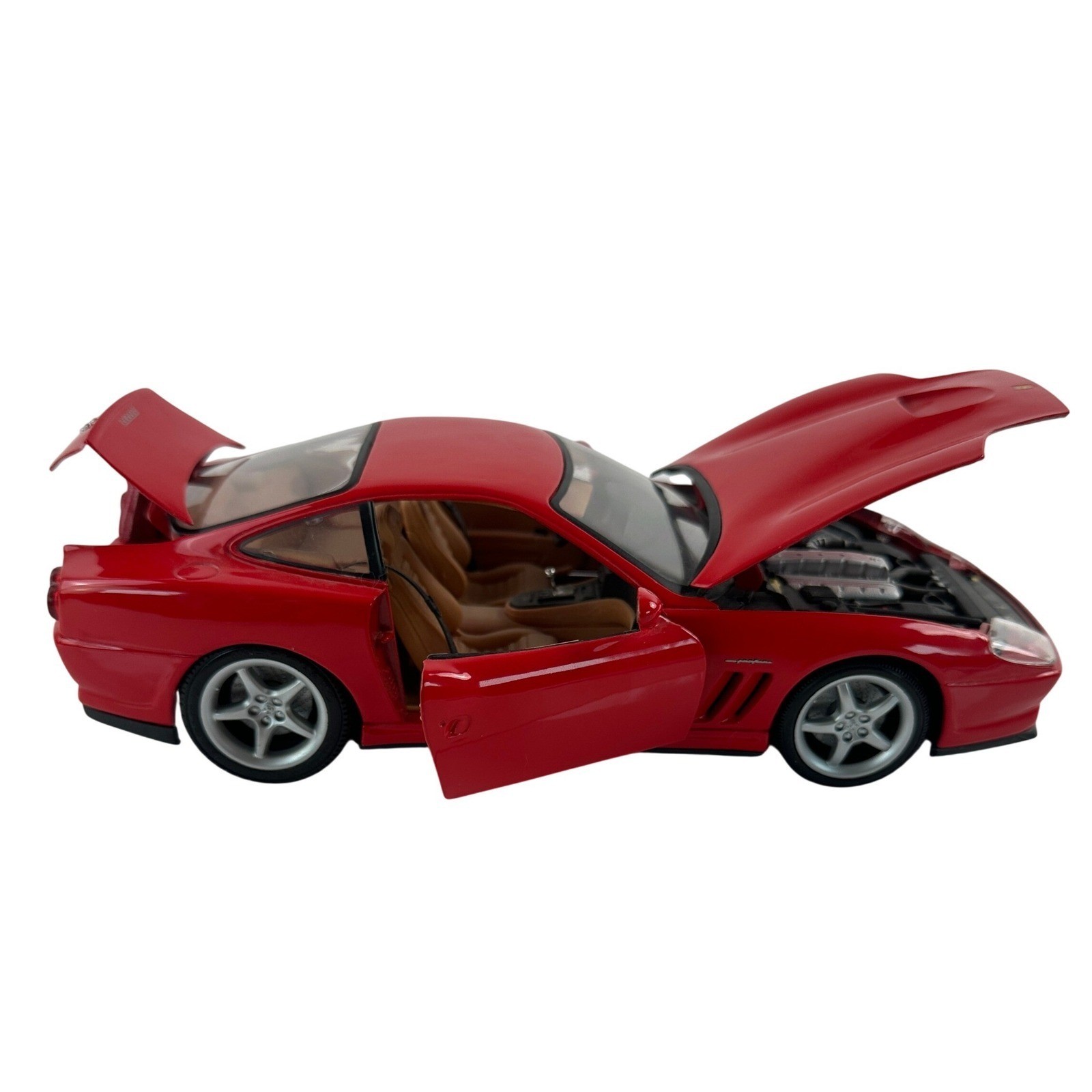 Ferrari Diecast Model Car Red 550 Maranello Pininfarina 1:18 Rosso Corsa