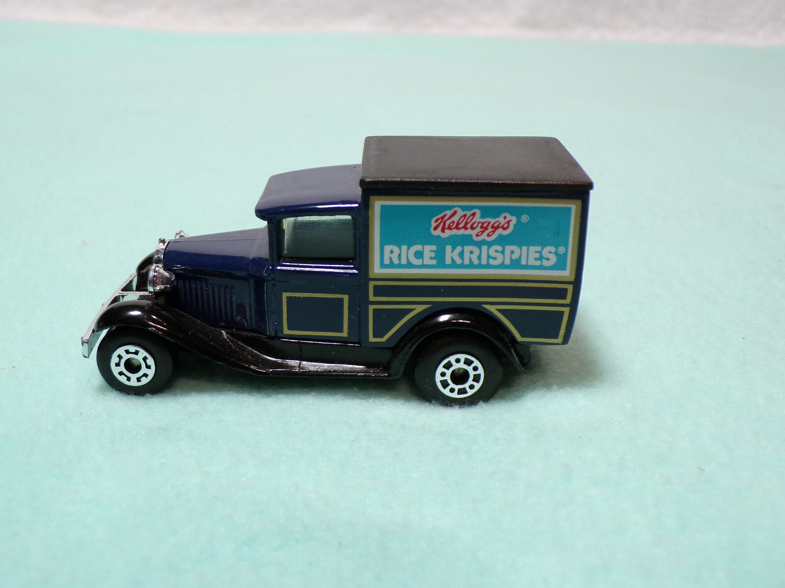 Lot of 5 Vintage Matchbox Die-Cast Toys in Good Condition. See Photos Please
