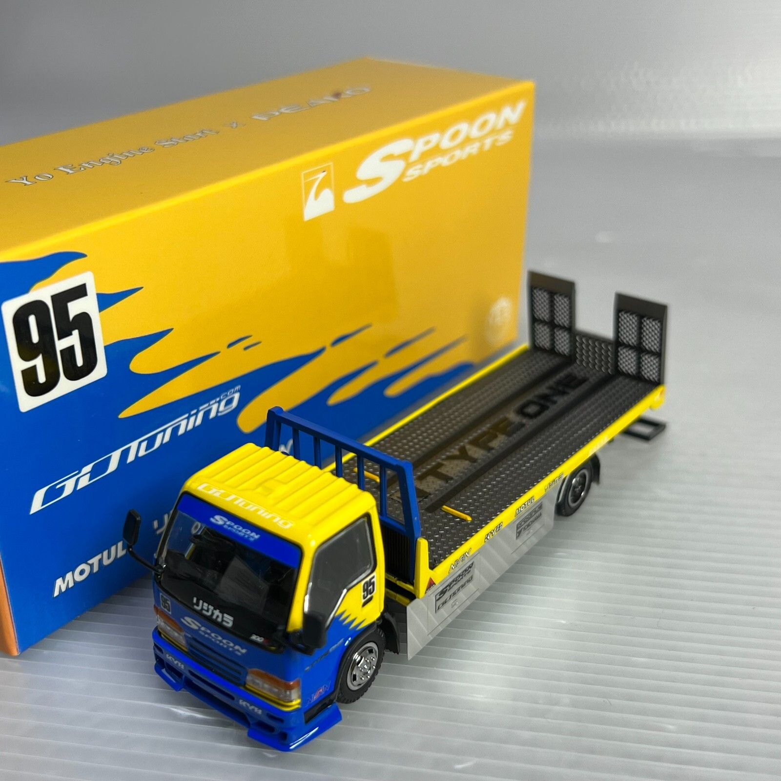 1/64 YES X Peako Isuzu Flatbed Tow Truck Spoon Sport Ltd 2000 pcs