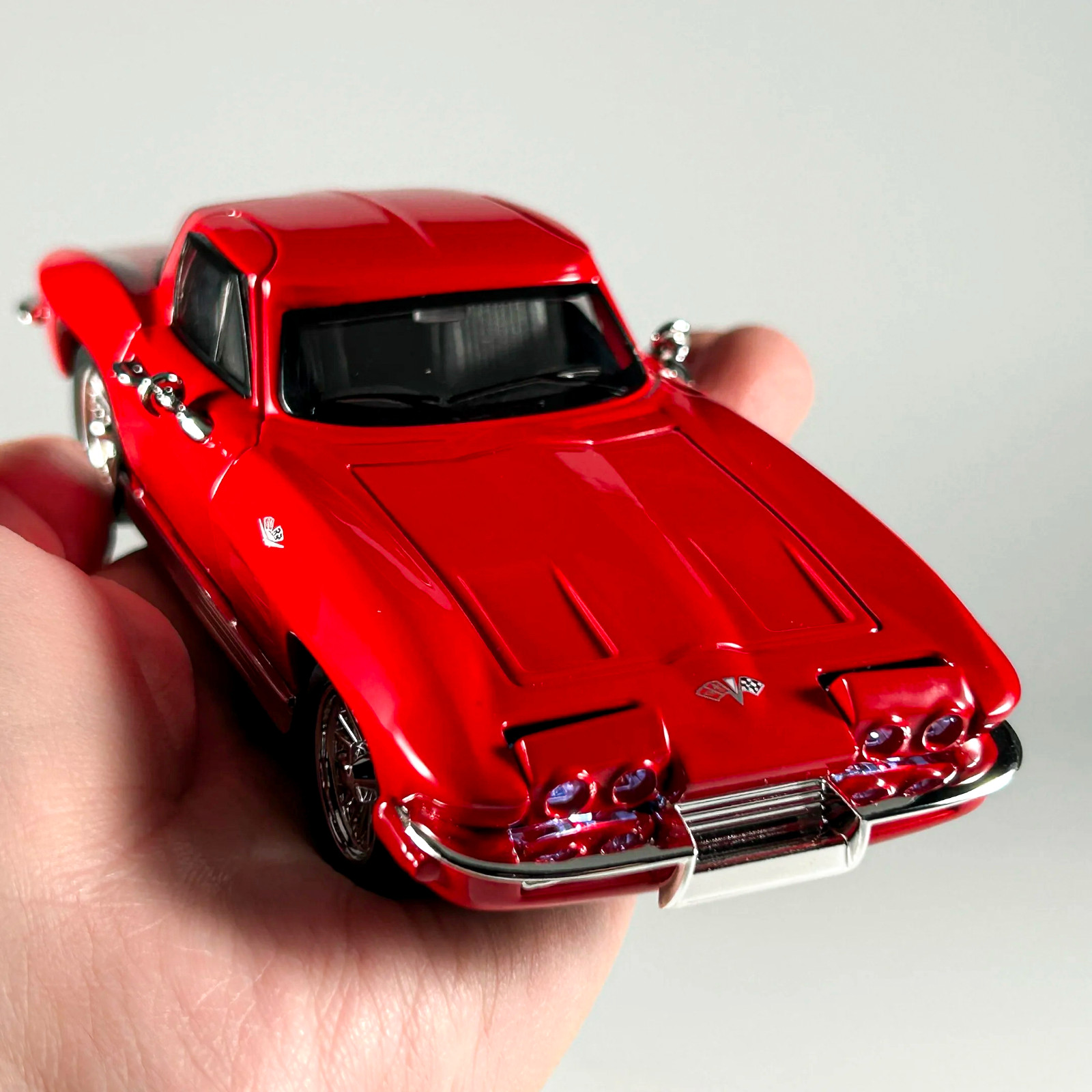 1:32 1963 Chevrolet Corvette Sting Ray C2 Coupe Model Car Collectible Toy Gift