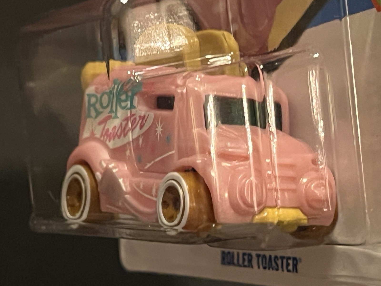 Hot Wheels Roller Toaster (2026 Series Recolor)
