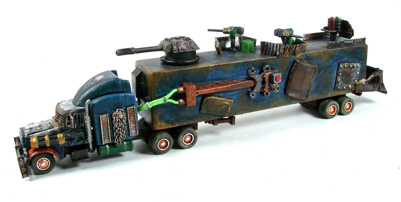 Gaslands Peterbuilt 379 War Rig Custom White Rose Diecast 1/80 Mad Max Blue