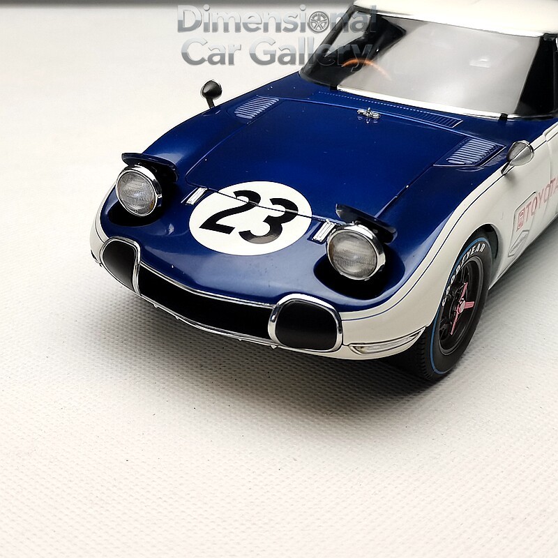 1/18 AUTOart Toyota 2000GT Simulation Alloy Car Model Collection Gift Metal