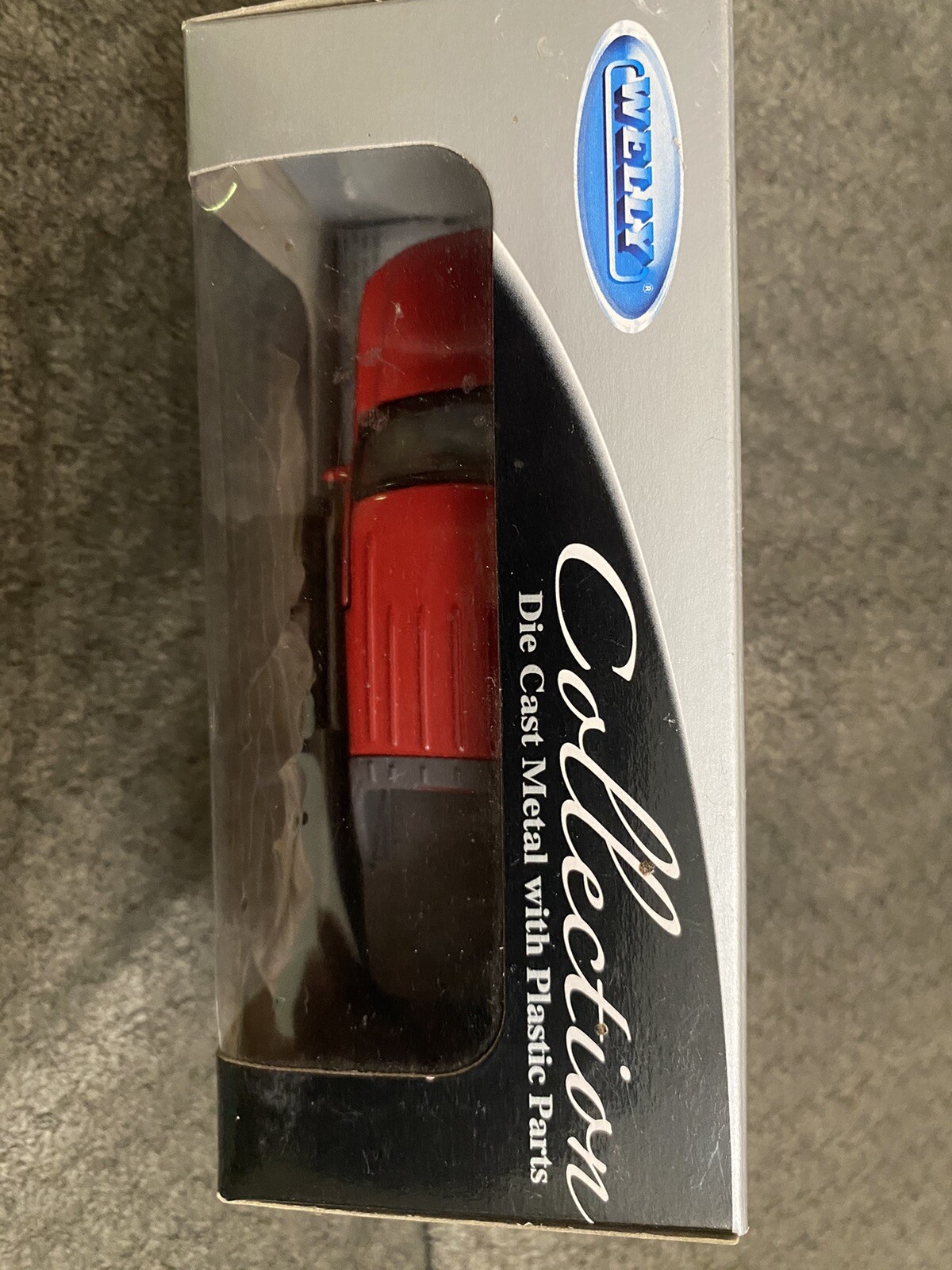 New Welly Chevrolet 2002 Avalanche Die Cast Metal With Plastic Parts