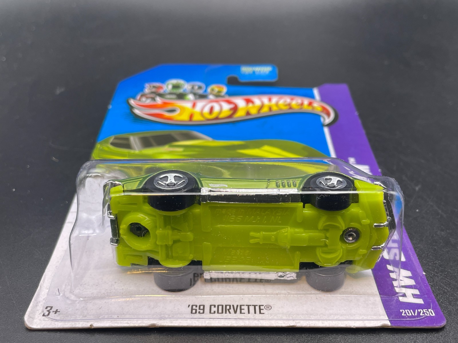 HOT WHEELS ’69 CORVETTE HW SHOWROOM KMART EXCLUSIVE COLOR 69 CHEVY VETTE *READ