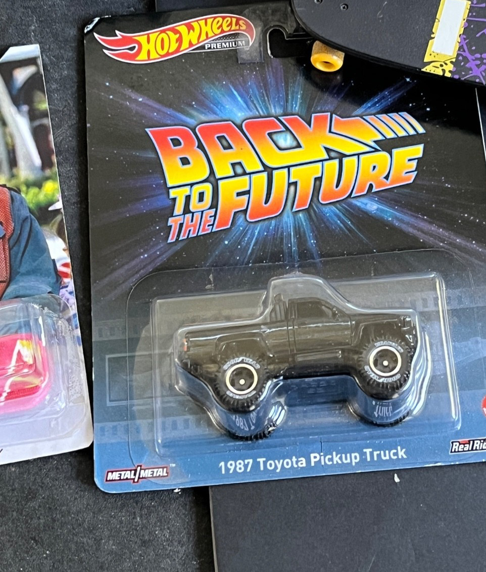 BACK TO THE FUTURE MARTY MC FLY HOVERBOARD package deal doc transmitter miniatur