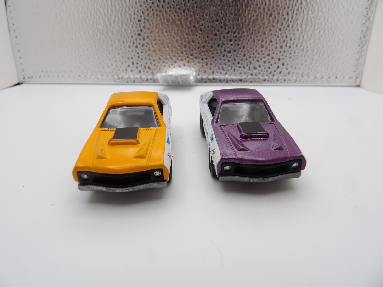 1969 DRAG-ON-LADY 1995 JOHNNY LIGHTNING DRAGSTERS U.S.A. 1:64 TWO CAR LOT