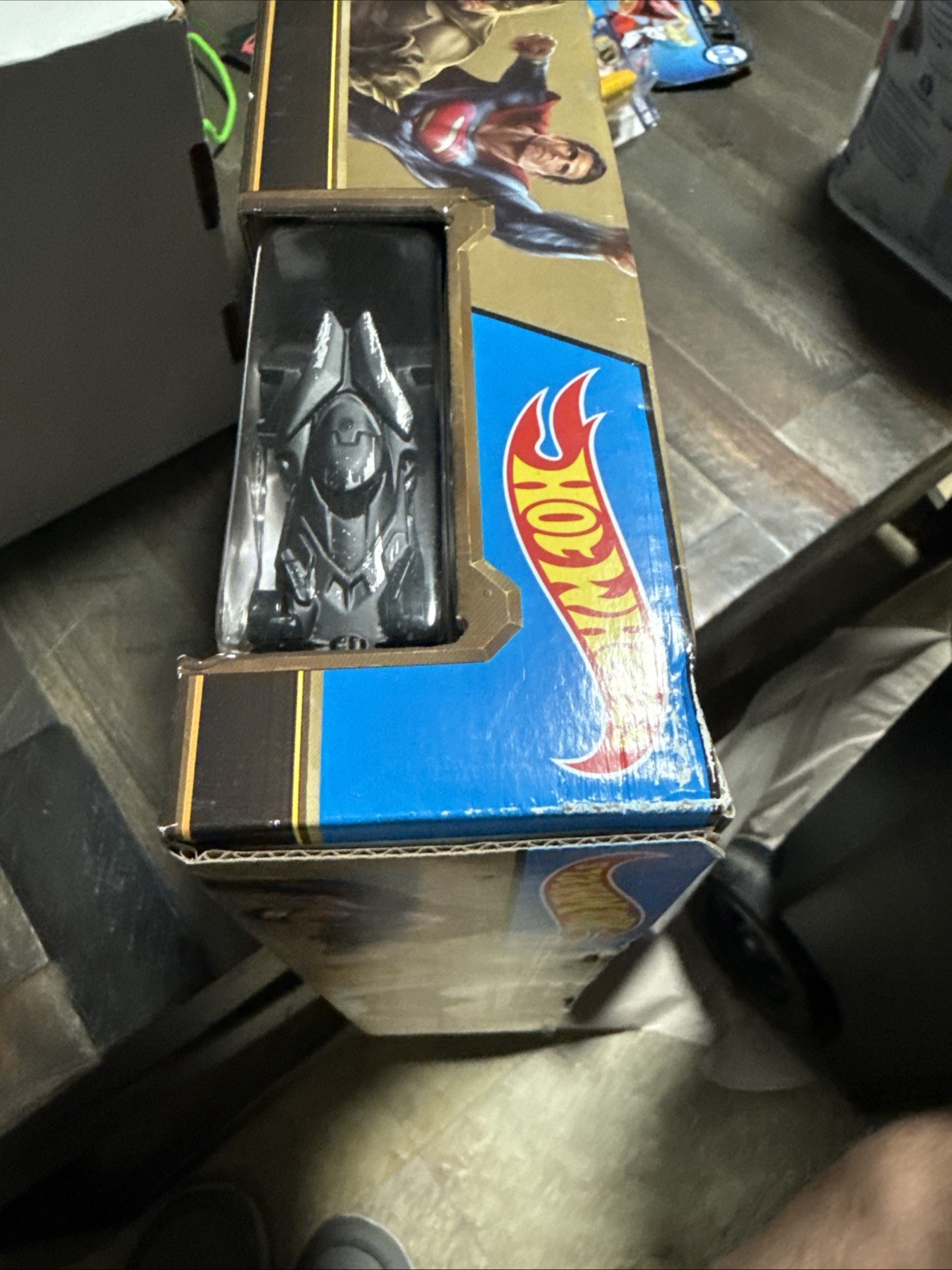 Hot Wheels Batman v Superman: Dawn of Justice Batmobile City Chase NEW 2015