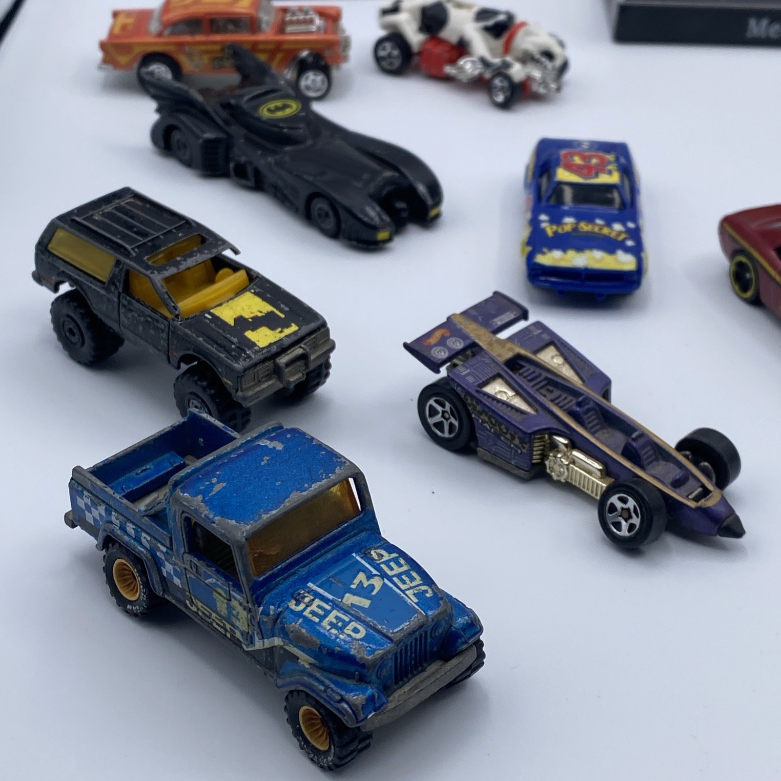Hot Wheels Diecast Motor Max Mechanic Shop Bone Shaker 1989 Batmobile