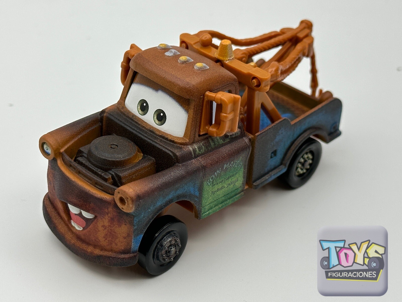 Disney Pixar Cars ROAD TRIP MATER New Smiling Face And Raised New For 2023