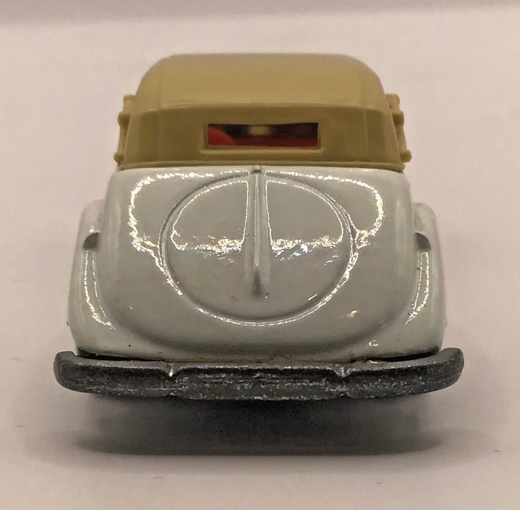 1982 Mattel Hot Wheels White Mercedes 540K die-cast vehicle toy
