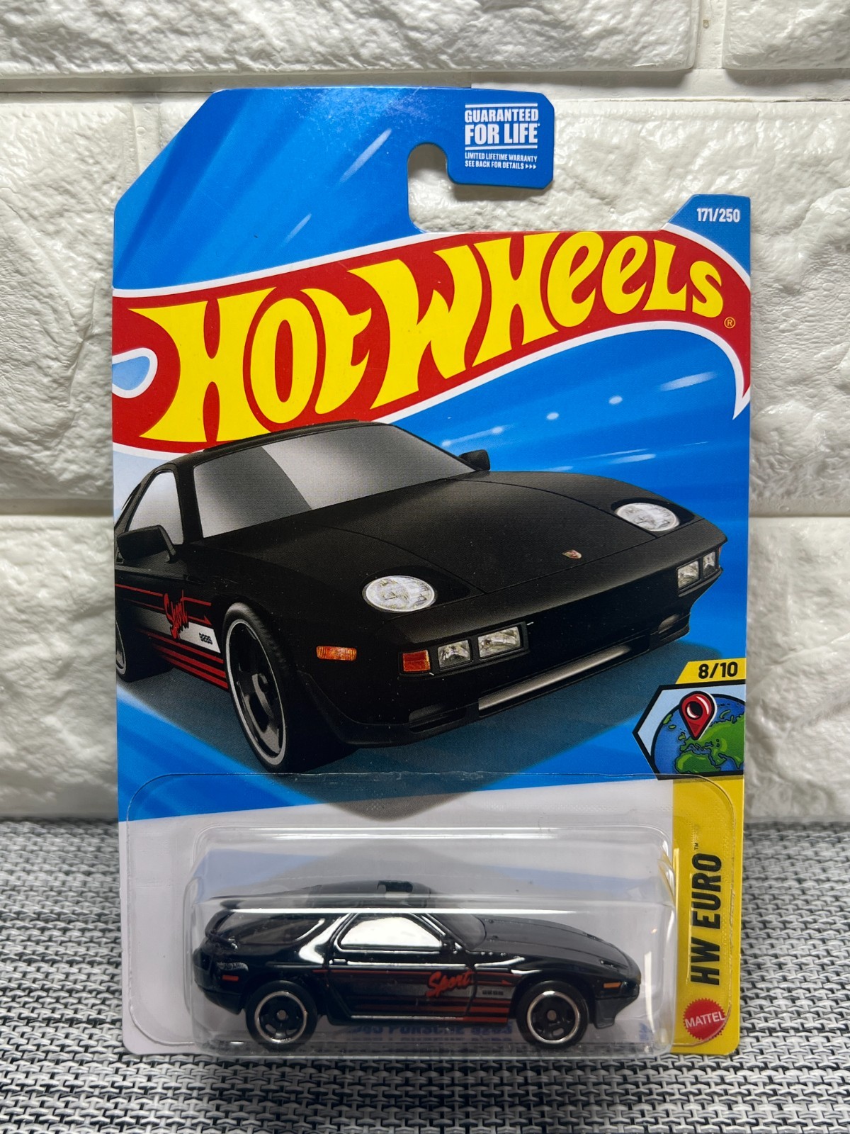 Hot Wheels HW Euro 8/10 1983 Porsche 928S 171/250 Black