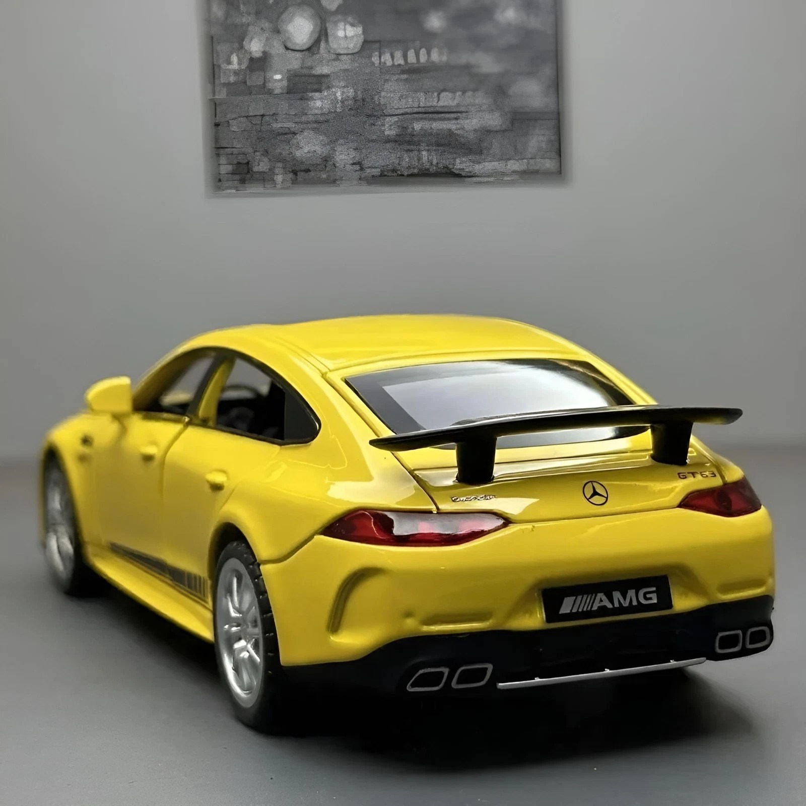 1:32 Mercedes-Benz AMG GT63 Diecast Model Car – Light & Sound Toy Sportscar Gift