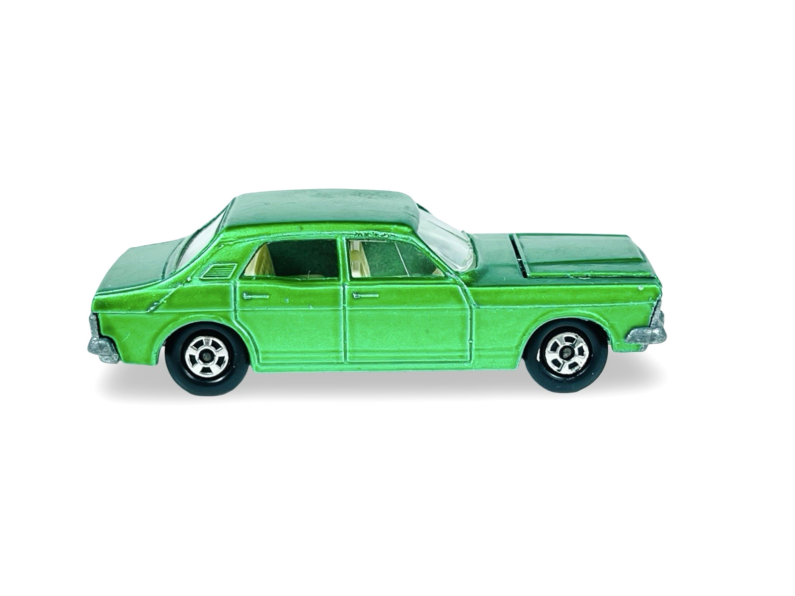 Matchbox Lesney Superfast MB53 Green Ford Zodiac w/Original MB F2 Script Box