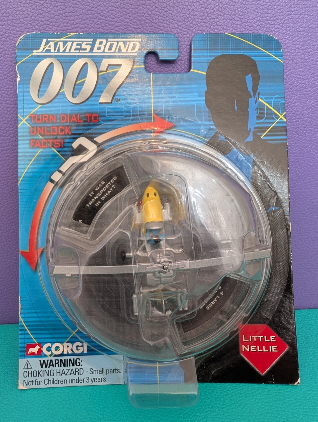 Corgi James Bond 007 Little Nellie Gyrocopter on Sealed Card – 2006
