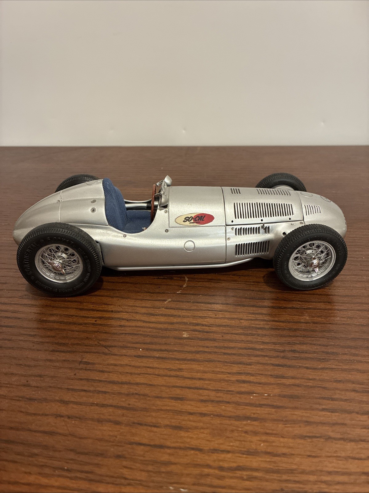 CMC 1/18 Scale Diecast M-018 – Mercedes-Benz W165 1939 Tripolis – Silver