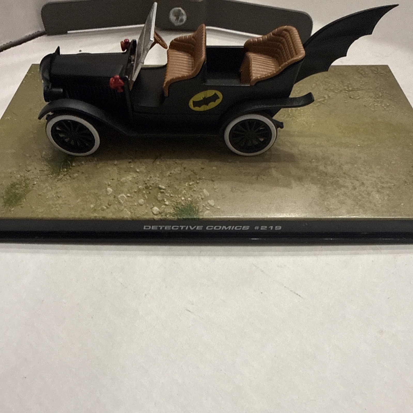DC Comics Black & Tan Batman Automobile Detective Comics #219 By Eaglemoss LTD