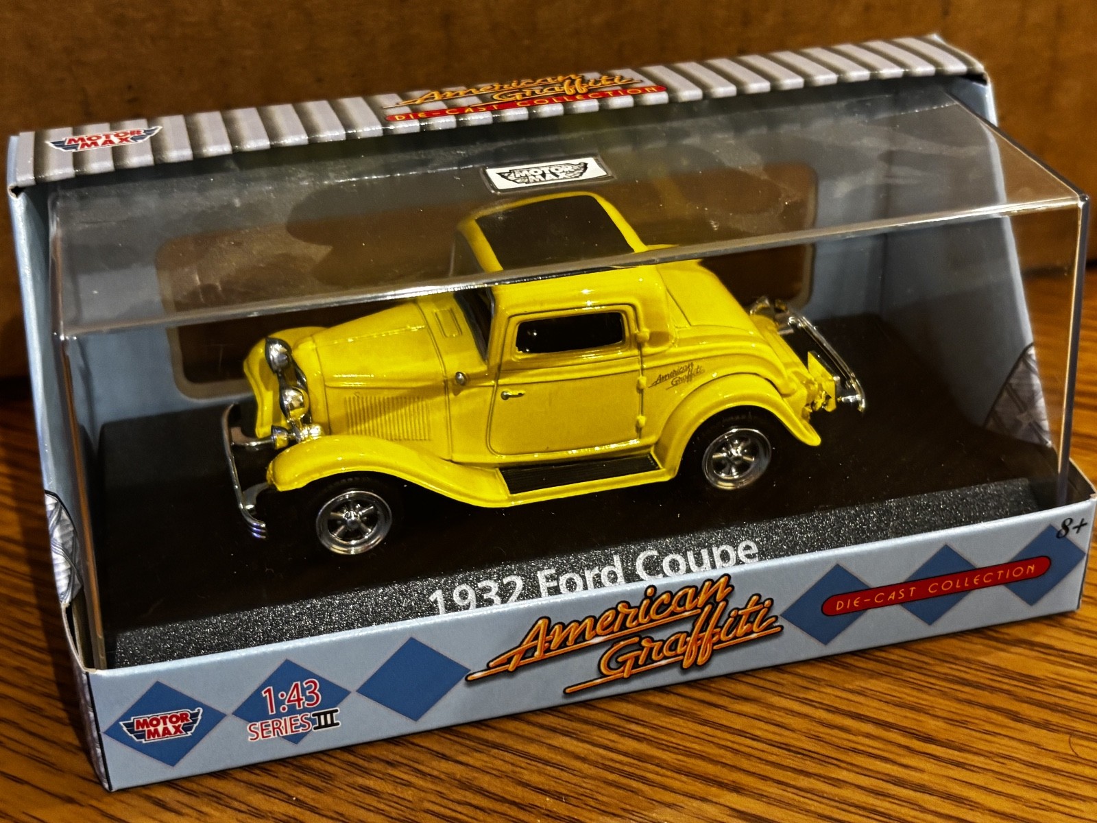 1932 Ford Coupe American Graffiti Motor Max Diecast 1/43 Scale Car Series III