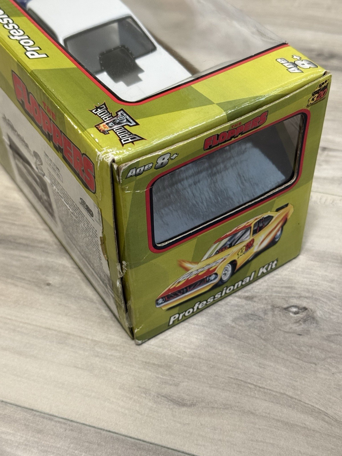 1320 The Floppers Don “The Snake” Prudhomme The Army Model Kit Item No 51240