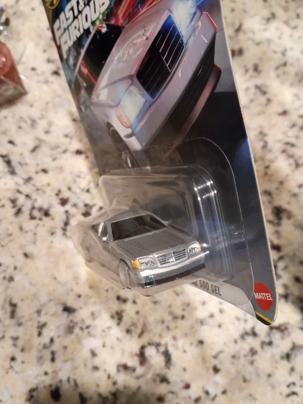 Read CUSTOM – 2 cars – MERCEDES-BENZ 500 SEL HOT WHEELS HRT94