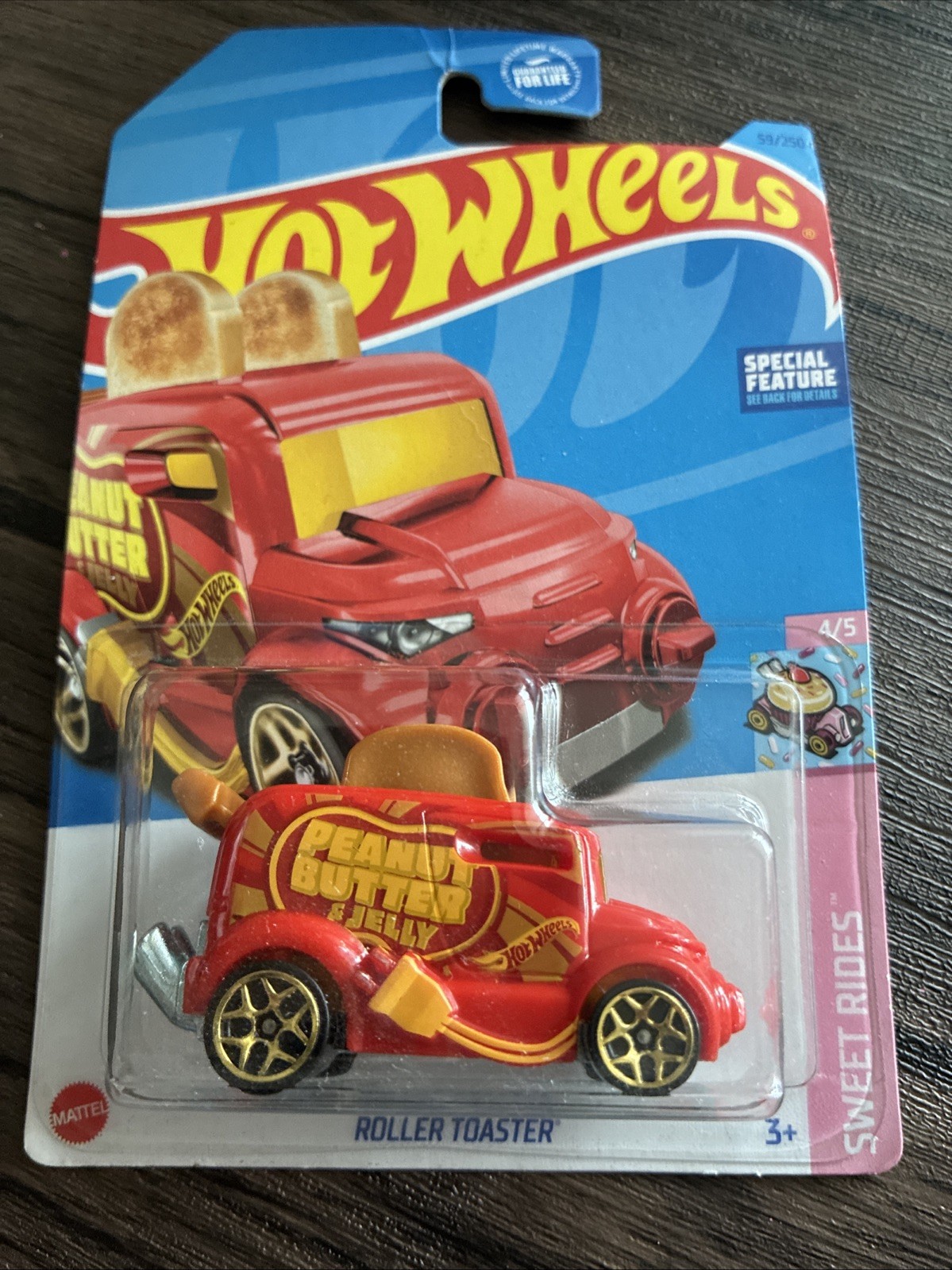 Hot Wheels 2023 Roller Toaster Sweet Rides 59/250 Red 4/5 HKH20 M9C0D Case D