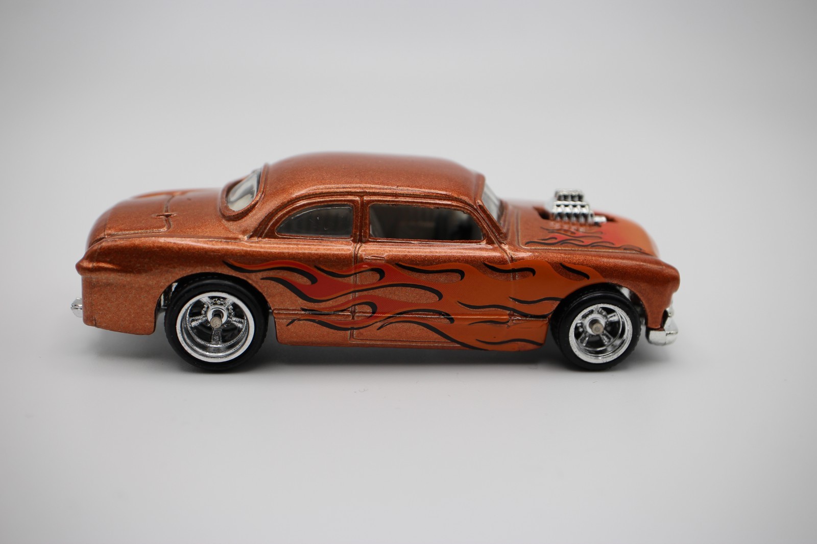 Hot Wheels 2003 Shoe Box Custom Classics Copper Burnt Orange Real Riders