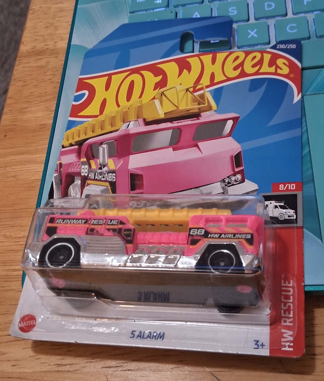 Hot Wheels HW Rescue 5 Alarm Pink Fire Engine – Mint on Card – 2022 Mattel