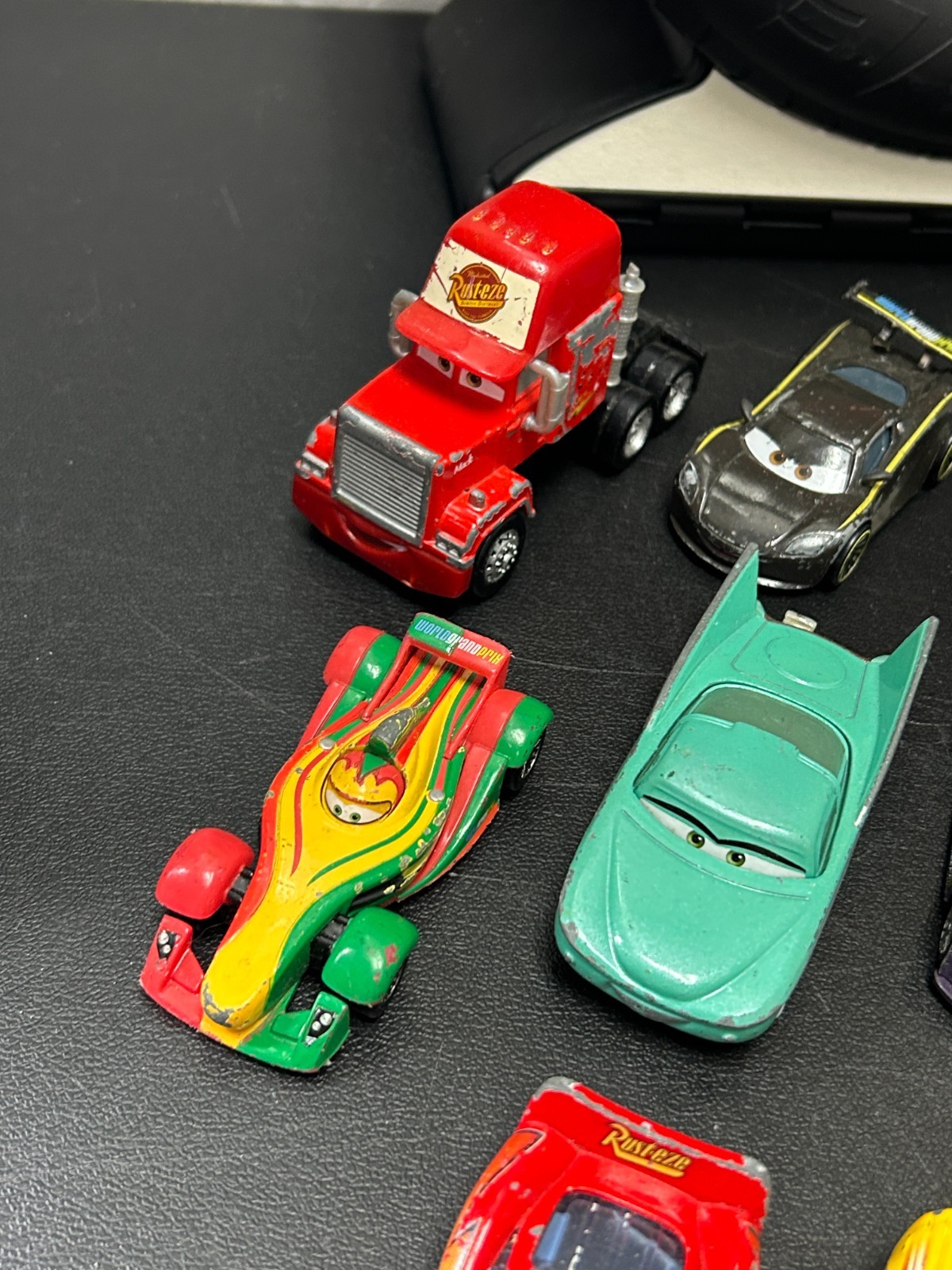 Disney Pixar Cars Diecast Lot of 15 With Tire Carrying Case Mattel Mack McQueen
