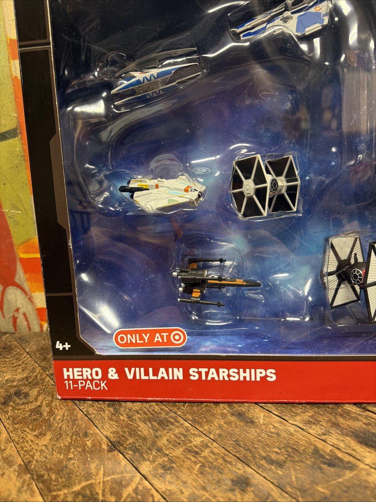 HOT WHEELS DIECAST DISNEY STAR WARS HERO & VILLAIN STARSHIPS 11 PACK FIGURE RARE