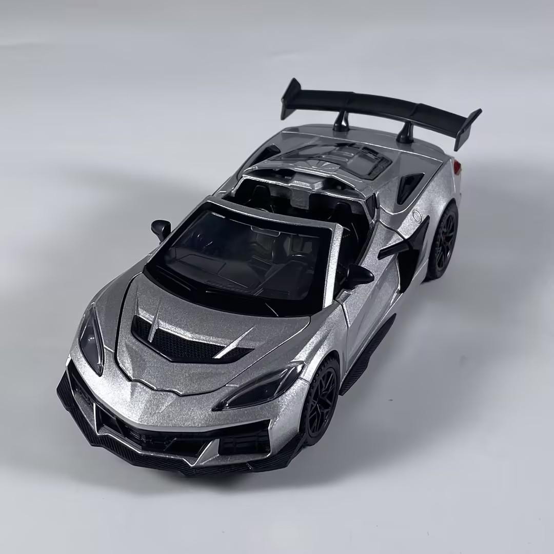 1:32 C8 Zr1x Metal Diecast Model Car with Sound Light Collectible Toy