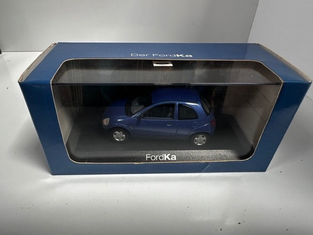 Ford Ka Painted bumpers 1:43 MINICHAMPS diecast Dealership model shelf wear