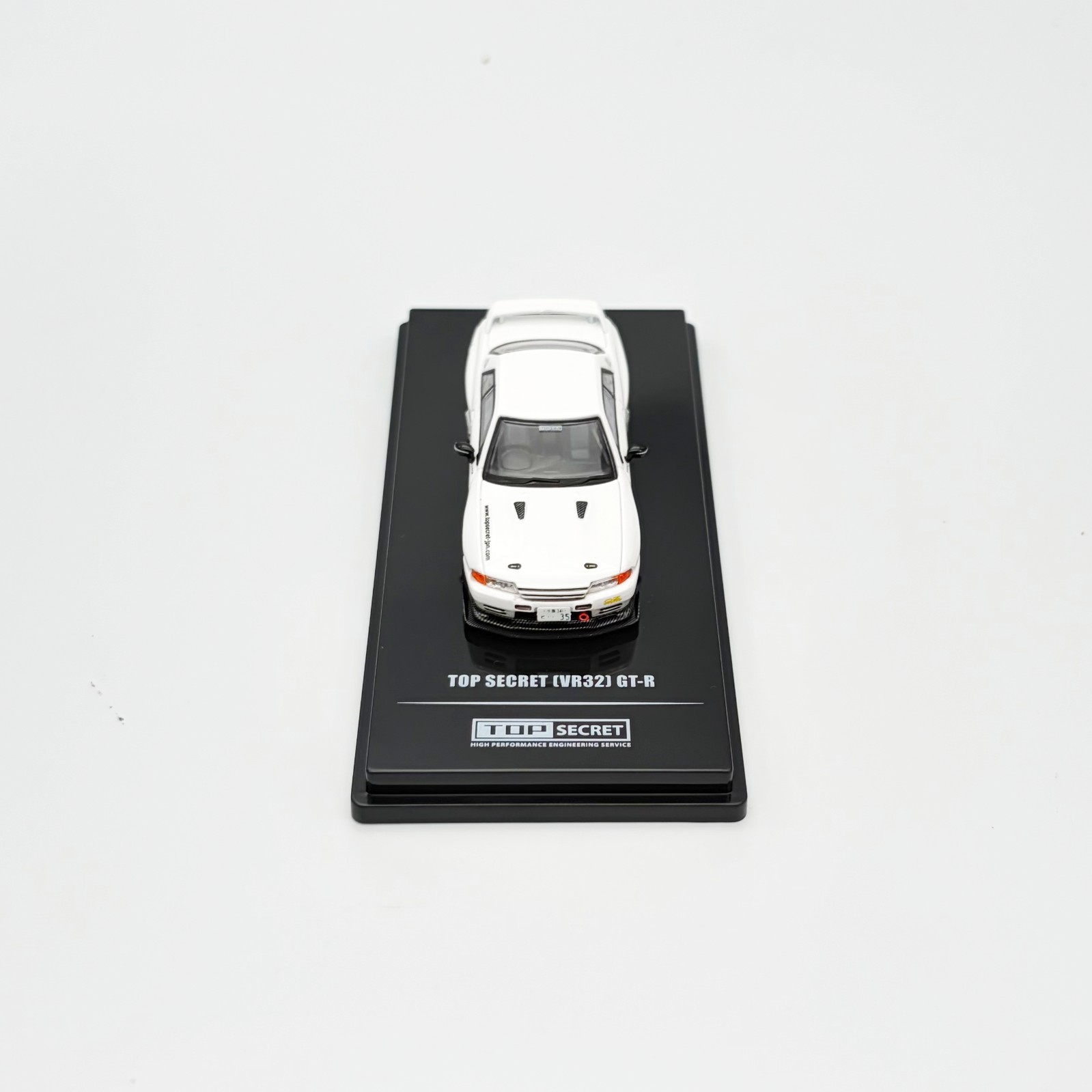 INNO64 1:64 Top Secret VR32 GT-R White