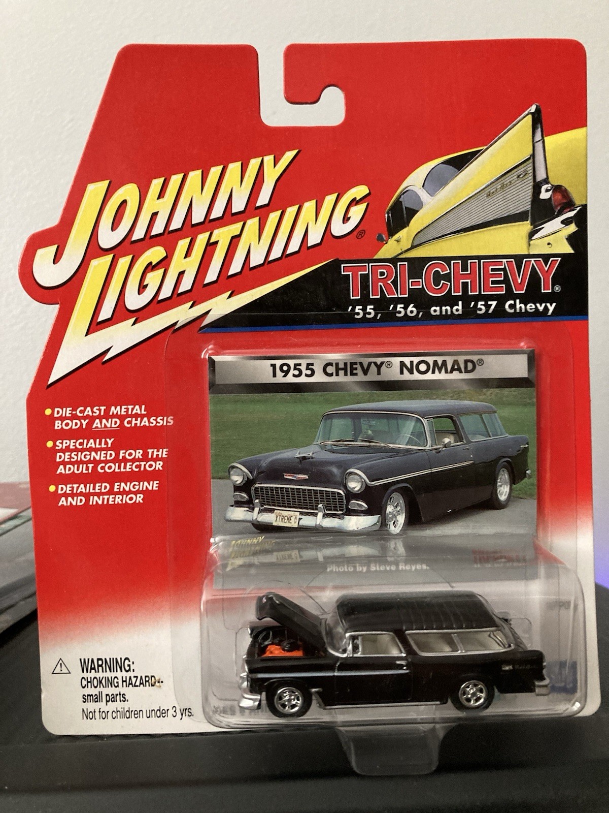 1955 Chevy Nomad 1:64 Scale Diecast By Johnny Lightning