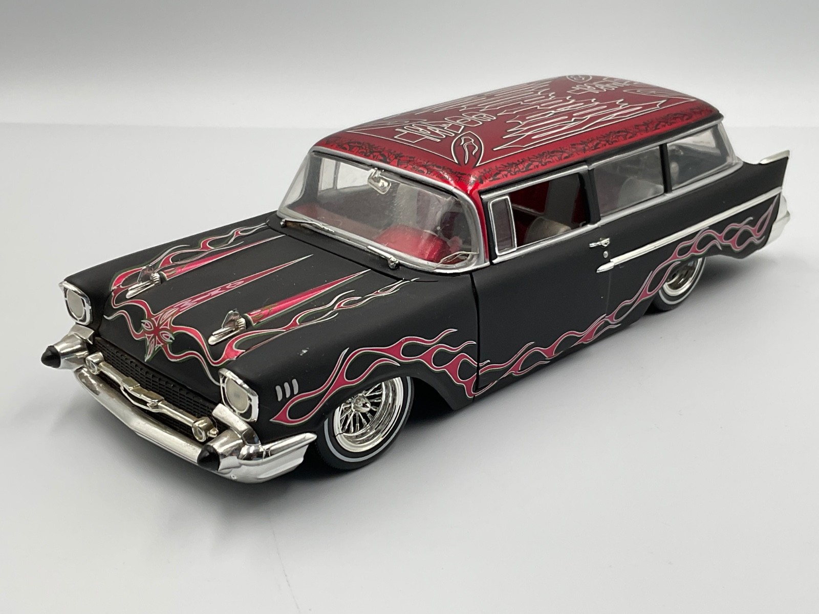 WEST COAST CHOPPERS 1957 CHEVY NOMAD LOWRIDER – MATTE BLACK – 1/24 SCALE – NICE!